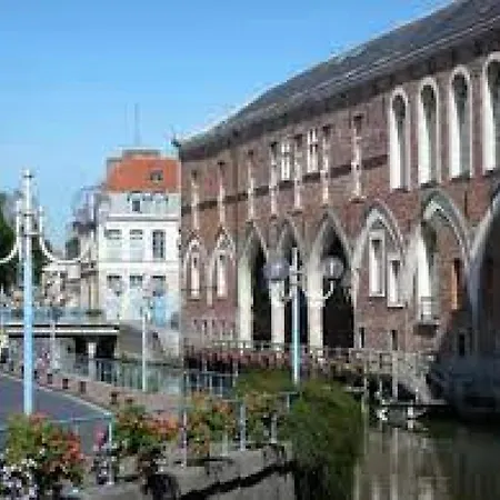 Location Tame Appartement Douai Buitenkant foto